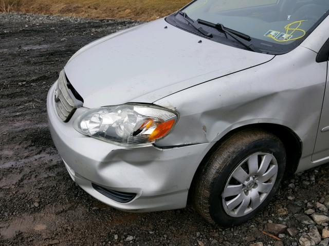 2T1BR38E53C128258 - 2003 TOYOTA COROLLA CE GRAY photo 9