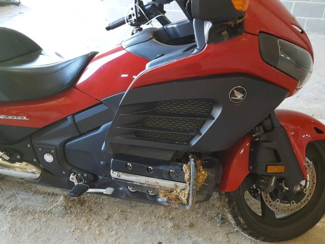 JH2SC6843DK000635 - 2013 HONDA GL1800 B RED photo 9