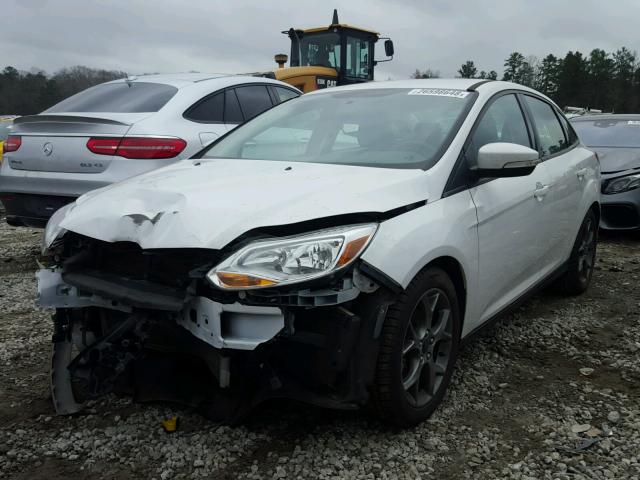 1FADP3F2XEL307131 - 2014 FORD FOCUS SE WHITE photo 2