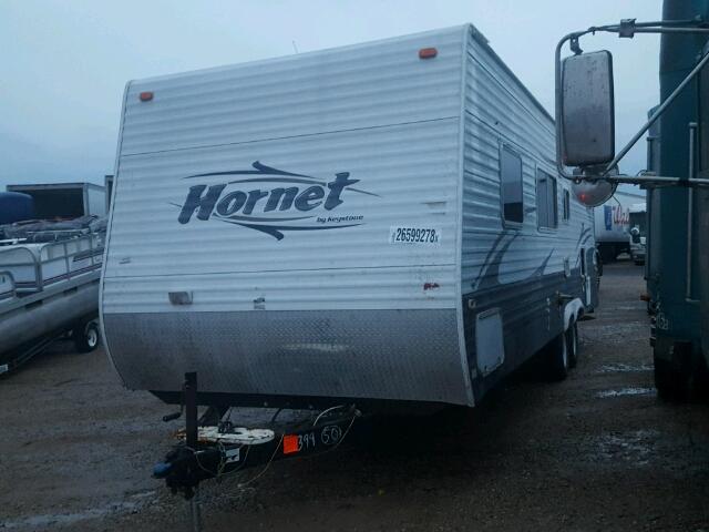 4YDT27B246E320980 - 2006 KEYSTONE HORNET WHITE photo 2