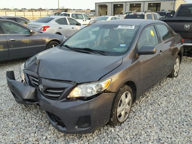 5YFBU4EE9DP094870 - 2013 TOYOTA COROLLA BA GRAY photo 2