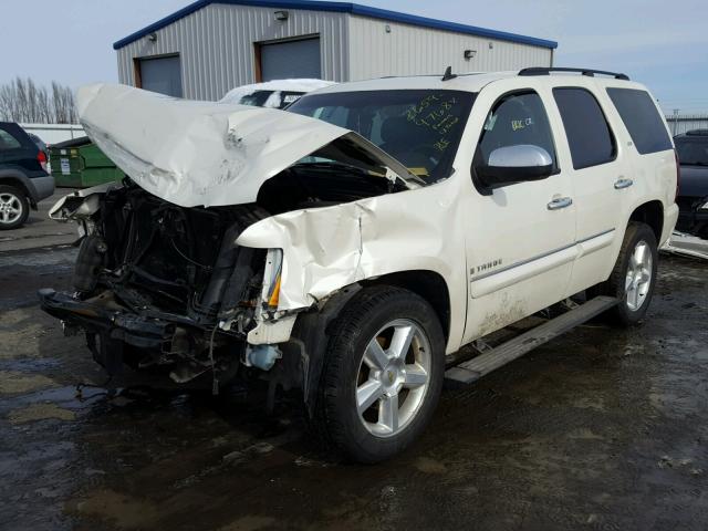 1GNFK13078R211734 - 2008 CHEVROLET TAHOE K150 WHITE photo 2