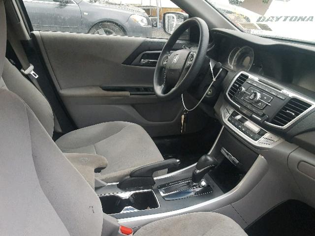 1HGCR2F31DA044400 - 2013 HONDA ACCORD LX GRAY photo 5