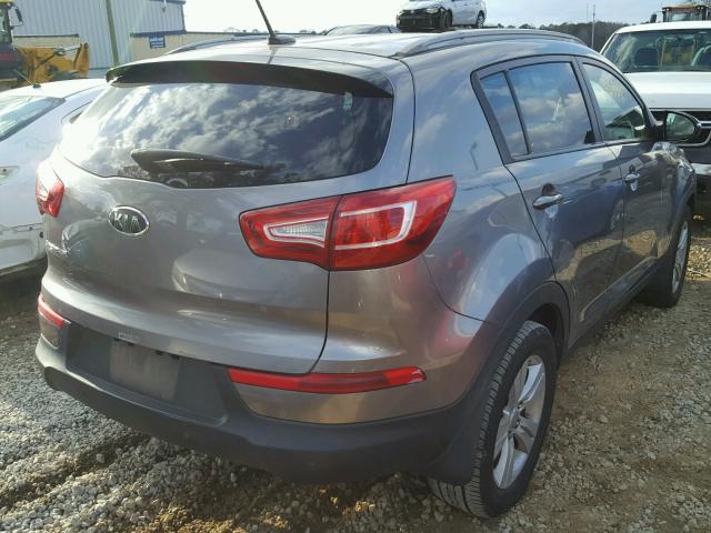 KNDPB3A21B7066092 - 2011 KIA SPORTAGE L GRAY photo 4