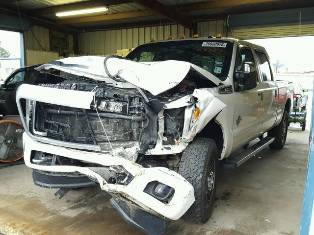 1FT7W2BT4FEA71245 - 2015 FORD F250 SUPER WHITE photo 2