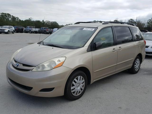 5TDZK23CX8S137460 - 2008 TOYOTA SIENNA CE GOLD photo 2