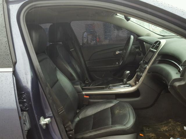 1G11H5SAXDF151696 - 2013 CHEVROLET MALIBU LTZ ლურჯი ფოტო 5
