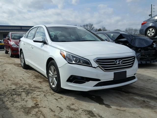 5NPE24AF4HH562394 - 2017 HYUNDAI SONATA SE WHITE photo 1