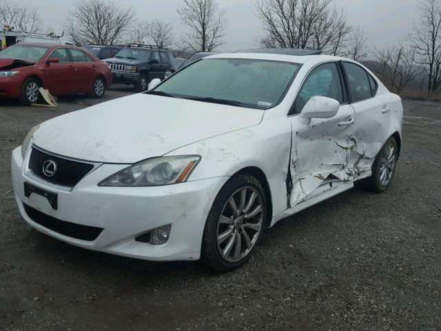 JTHBK262872034174 - 2007 LEXUS IS 250 WHITE photo 2