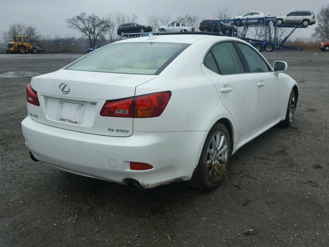 JTHBK262872034174 - 2007 LEXUS IS 250 WHITE photo 4