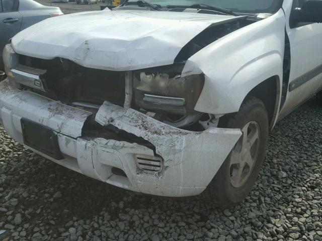 1GNDT13S542309332 - 2004 CHEVROLET TRAILBLAZE WHITE photo 9