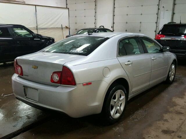 1G1ZB5EB5AF108744 - 2010 CHEVROLET MALIBU LS ვერცხლისფერი ფოტო 4