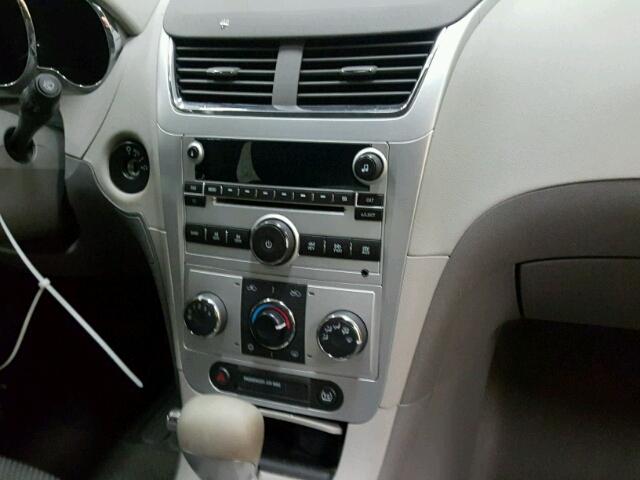 1G1ZB5EB5AF108744 - 2010 CHEVROLET MALIBU LS ვერცხლისფერი ფოტო 9