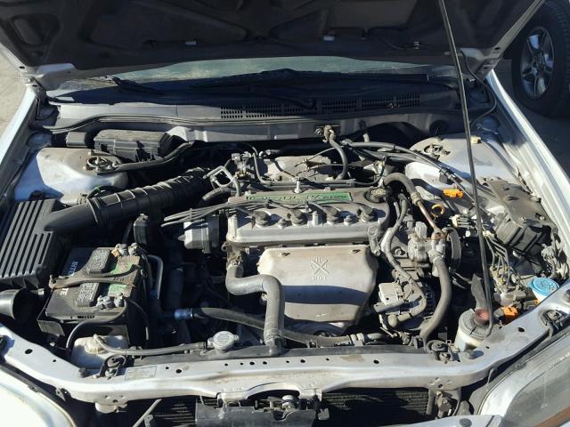 JHMCG66022C020446 - 2002 HONDA ACCORD EX SILVER photo 7