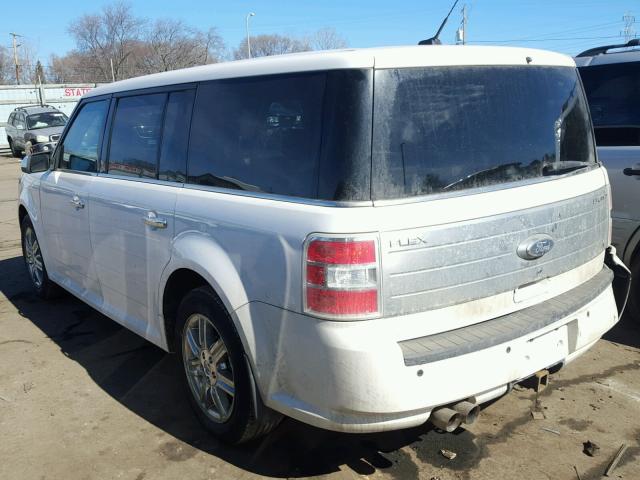 2FMEK63C89BA09805 - 2009 FORD FLEX LIMIT WHITE photo 3