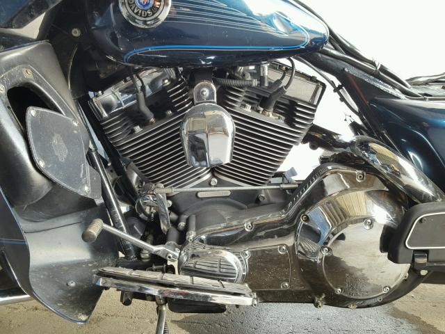 1HD1FCW152Y605610 - 2002 HARLEY-DAVIDSON FLHTCUI BLUE photo 9