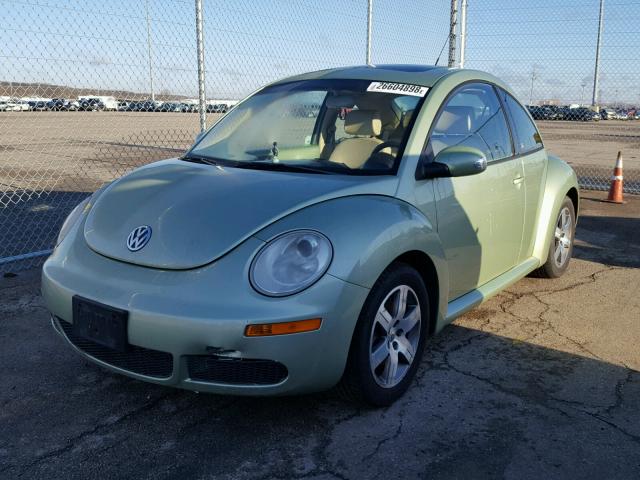 3VWRW31C56M411302 - 2006 VOLKSWAGEN NEW BEETLE GREEN photo 2