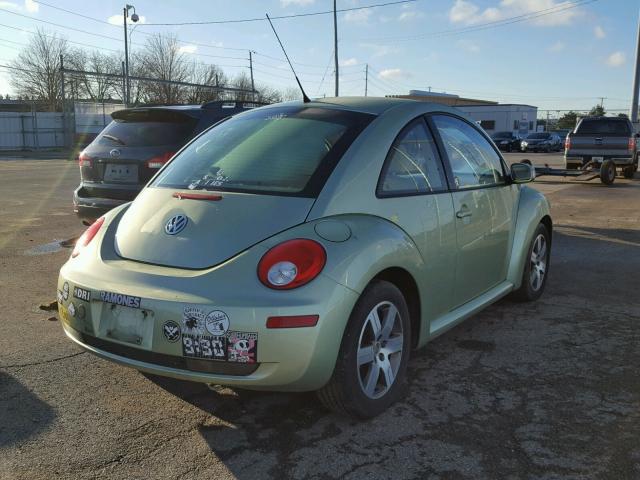 3VWRW31C56M411302 - 2006 VOLKSWAGEN NEW BEETLE 绿色 照片 4