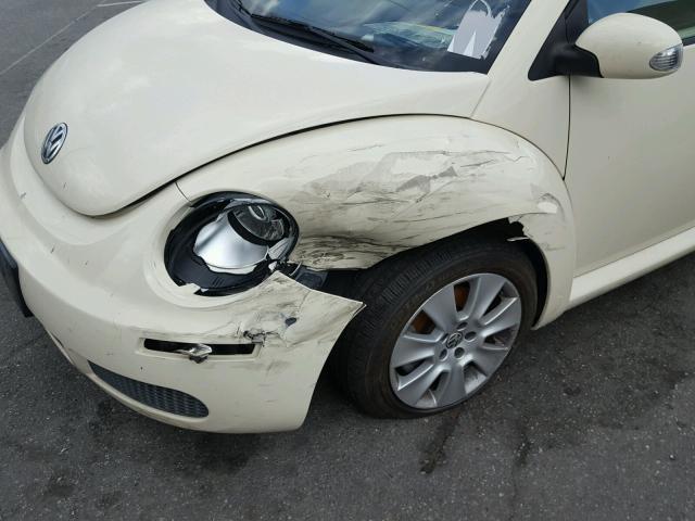 3VWRG3AG1AM013920 - 2010 VOLKSWAGEN NEW BEETLE TAN photo 9