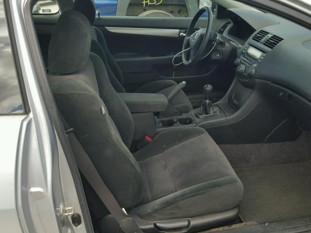 1HGCM71555A027394 - 2005 HONDA ACCORD SE SILVER photo 5