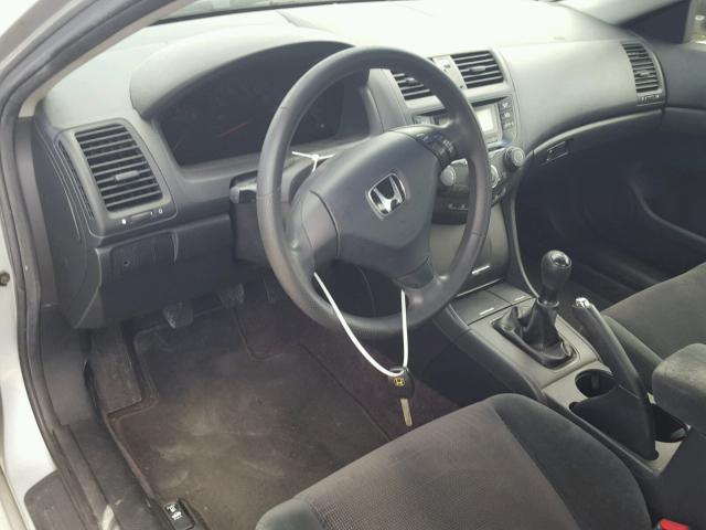 1HGCM71555A027394 - 2005 HONDA ACCORD SE SILVER photo 9