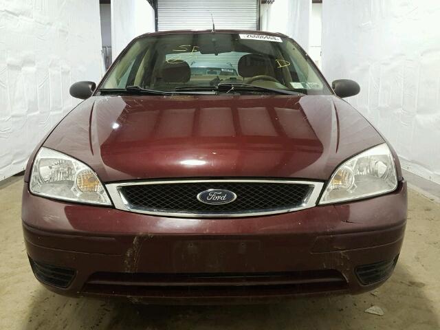 1FAFP34N76W207624 - 2006 FORD FOCUS ZX4 BURGUNDY photo 9