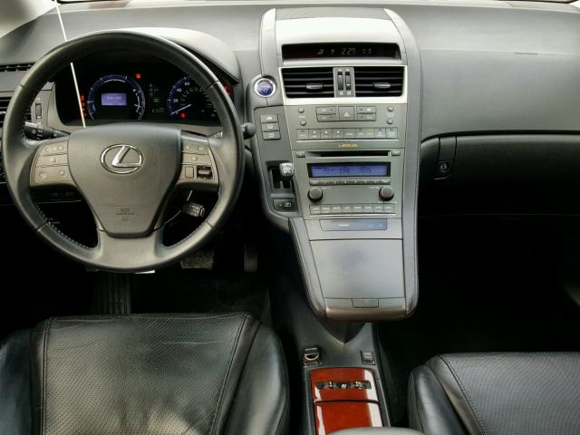 JTHBB1BA2A2003226 - 2010 LEXUS HS 250H WHITE photo 9