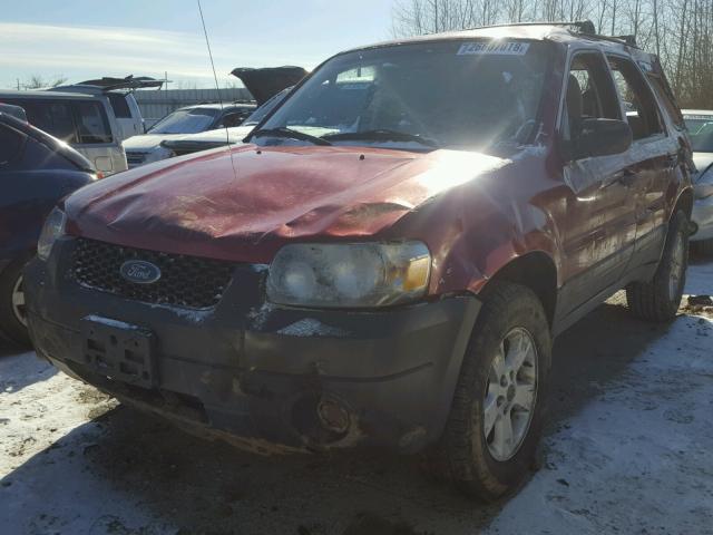 1FMYU93125KA55105 - 2005 FORD ESCAPE XLT BURGUNDY photo 2