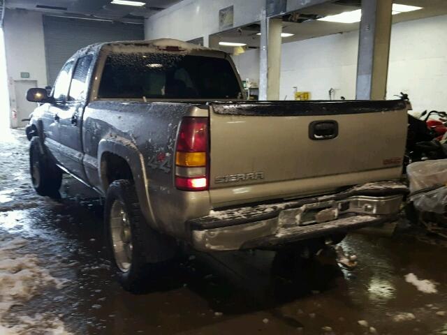 1GTHK23192F112180 - 2002 GMC SIERRA K25 SILVER photo 3