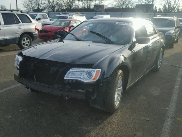 2C3CCAAG7EH380368 - 2014 CHRYSLER 300 BLACK photo 2