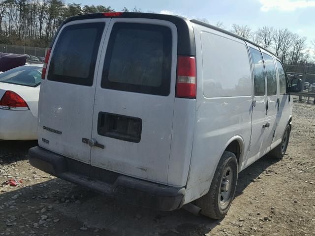 1GCFG15X771146966 - 2007 CHEVROLET EXPRESS G1 WHITE photo 4