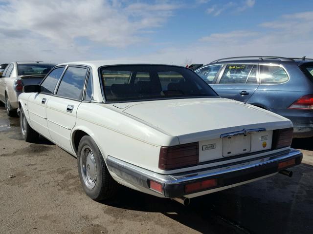 SAJFY1745LC605847 - 1990 JAGUAR XJ6 BASELI WHITE photo 3