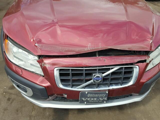 YV4BZ982981007458 - 2008 VOLVO XC70 MAROON photo 9