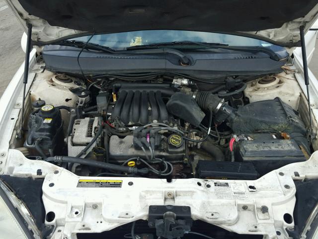 1FAFP53U02G167878 - 2002 FORD TAURUS SE WHITE photo 7