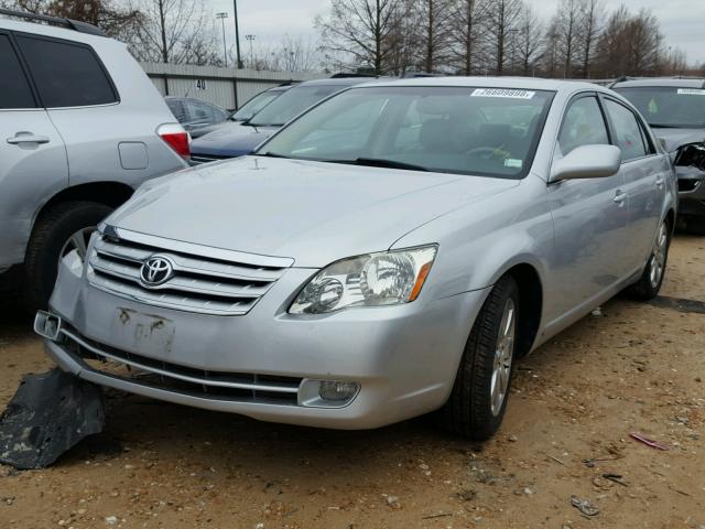 4T1BK36B45U031471 - 2005 TOYOTA AVALON XL SILVER photo 2