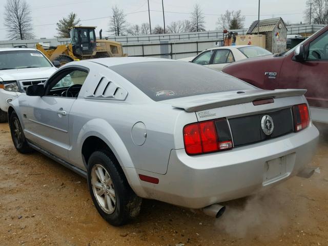 1ZVFT80N875321631 - 2007 FORD MUSTANG SILVER photo 3