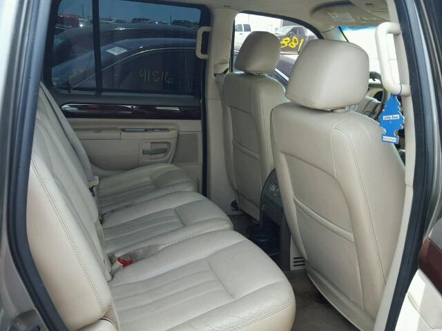 5LMEU68H74ZJ46445 - 2004 LINCOLN AVIATOR 灰色 照片 6