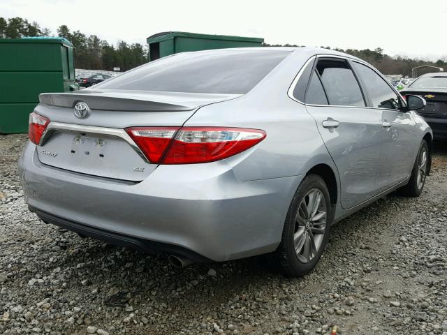 4T1BF1FK8HU702251 - 2017 TOYOTA CAMRY LE SILVER photo 4