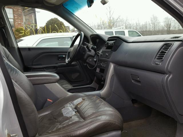 2HKYF18513H520982 - 2003 HONDA PILOT EXL SILVER photo 5