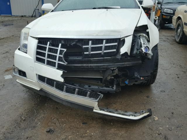 1G6DK1E33C0144475 - 2012 CADILLAC CTS PERFOR WHITE photo 9