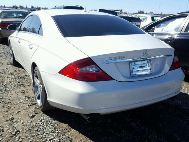 WDDDJ72X37A086254 - 2007 MERCEDES-BENZ CLS 550 WHITE photo 3