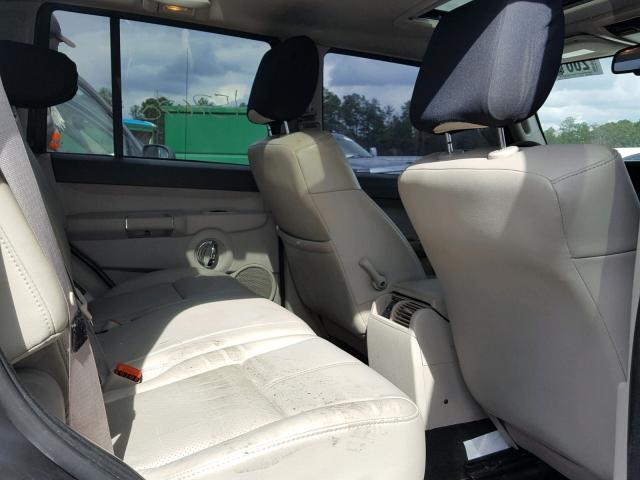 1J8HG58N76C295982 - 2006 JEEP COMMANDER BLACK photo 6