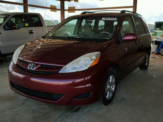 5TDZK22C28S183642 - 2008 TOYOTA SIENNA XLE MAROON photo 2