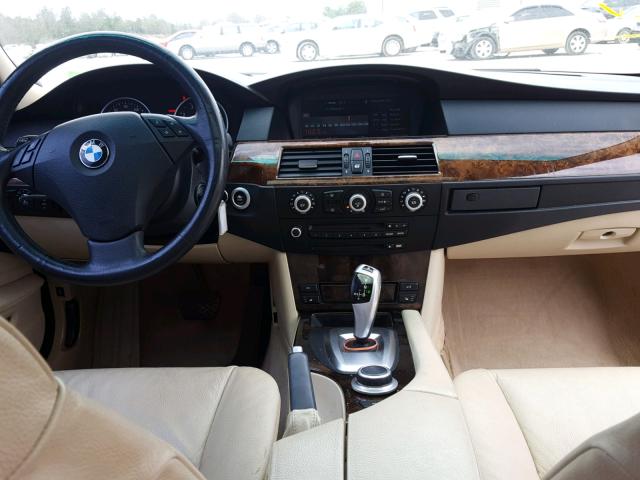WBANW13598CZ80305 - 2008 BMW 535 I GOLD photo 9
