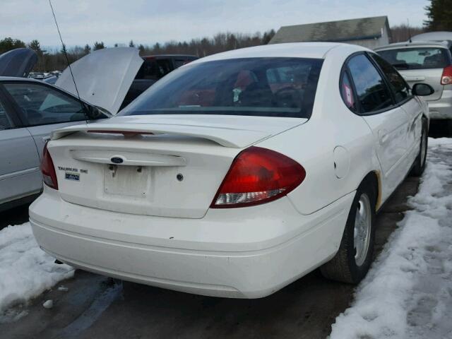 1FAFP53U06A238456 - 2006 FORD TAURUS SE WHITE photo 4