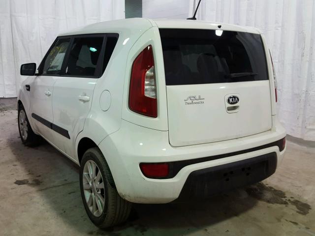 KNDJT2A50D7543685 - 2013 KIA SOUL WHITE photo 3