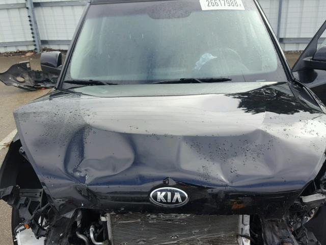 KNDJT2A54D7585907 - 2013 KIA SOUL BLACK photo 7