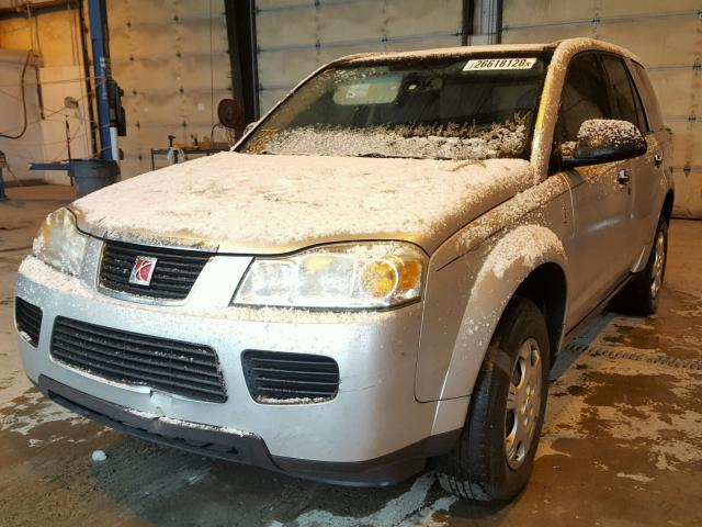 5GZCZ23D76S876637 - 2006 SATURN VUE SILVER photo 2