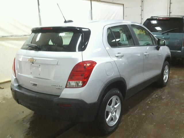 KL7CJPSBXFB101235 - 2015 CHEVROLET TRAX 1LS SILVER photo 4