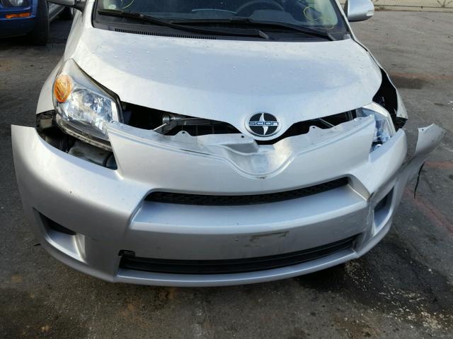 JTKKUPB43D1035596 - 2013 TOYOTA SCION XD SILVER photo 7